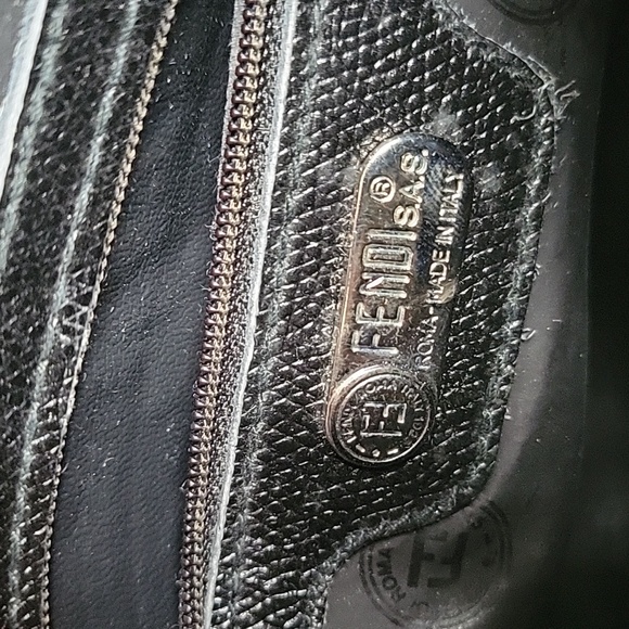 Vintage FENDI Black Leather & Canvas Crossbody Bag - Picture 15 of 16